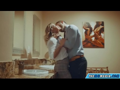 ❤️ Kiedy biuściasta blondynka uwodzi cię w publicznej toalecie ️❌ Super porn at porn pl.tusar.top ❤